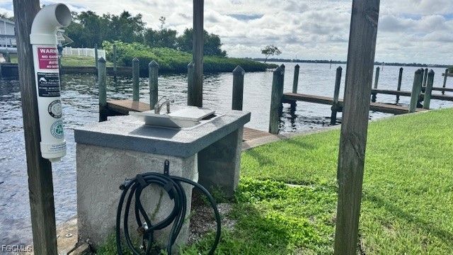 5635 Captain John Smith LOOP, North Fort Myers, FL 33917