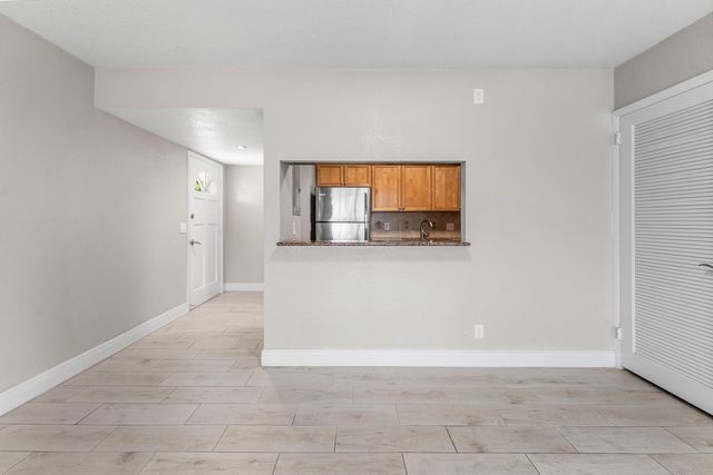 12005 Poinciana Boulevard 209, Royal Palm Beach, FL 33411