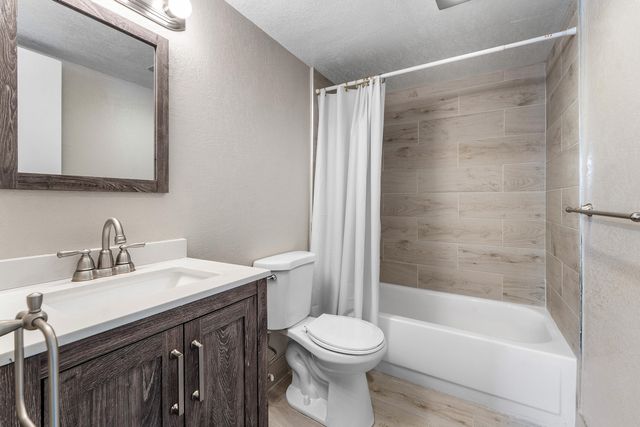 12005 Poinciana Boulevard 209, Royal Palm Beach, FL 33411