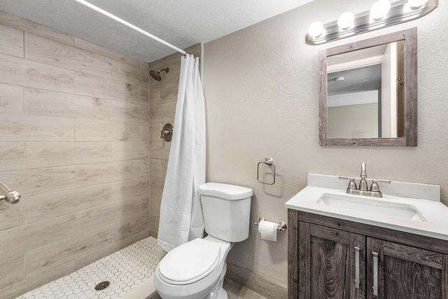 12005 Poinciana Boulevard 209, Royal Palm Beach, FL 33411