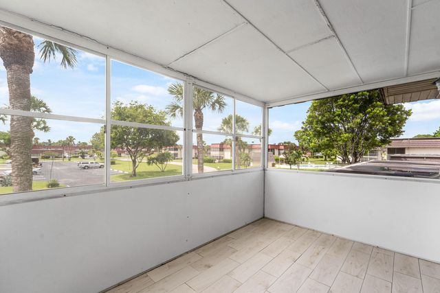12005 Poinciana Boulevard 209, Royal Palm Beach, FL 33411