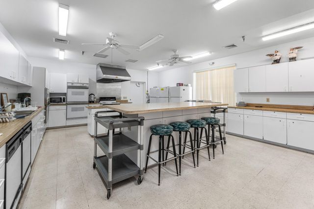 12005 Poinciana Boulevard 209, Royal Palm Beach, FL 33411