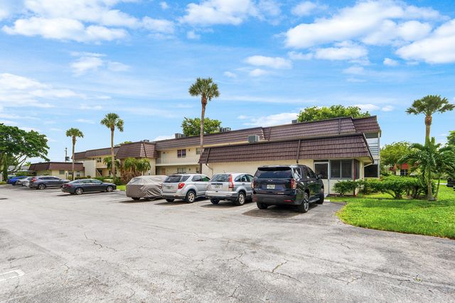 12005 Poinciana Boulevard 209, Royal Palm Beach, FL 33411