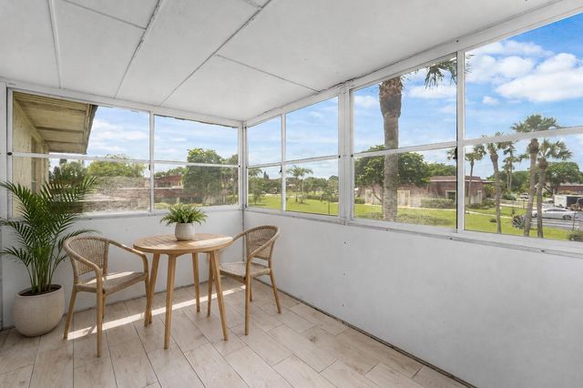 12005 Poinciana Boulevard 209, Royal Palm Beach, FL 33411