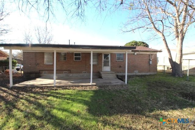 1103 E Robertson Avenue, Copperas Cove, TX 76522