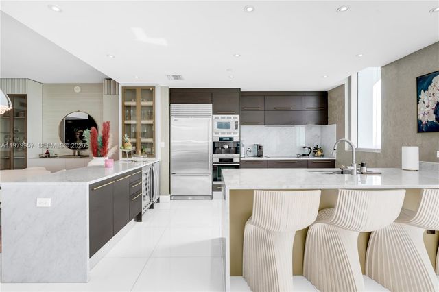 900 Biscayne Blvd PH6109, Miami, FL 33132