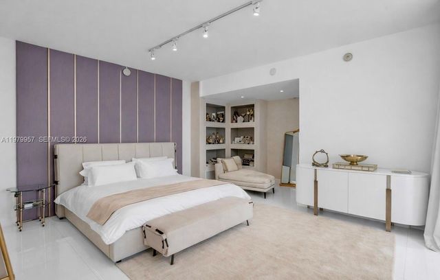 900 Biscayne Blvd PH6109, Miami, FL 33132