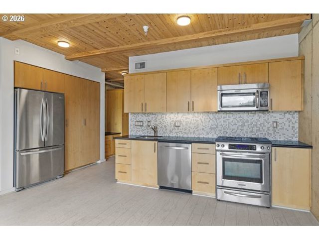 4216 N MISSISSIPPI Ave 311, Portland, OR 97217