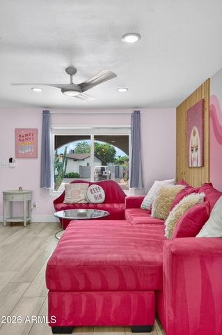 2190 E GREENWAY Drive, Tempe, AZ 85282