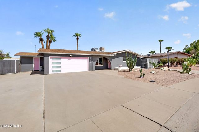 2190 E GREENWAY Drive, Tempe, AZ 85282