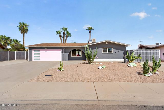 2190 E GREENWAY Drive, Tempe, AZ 85282