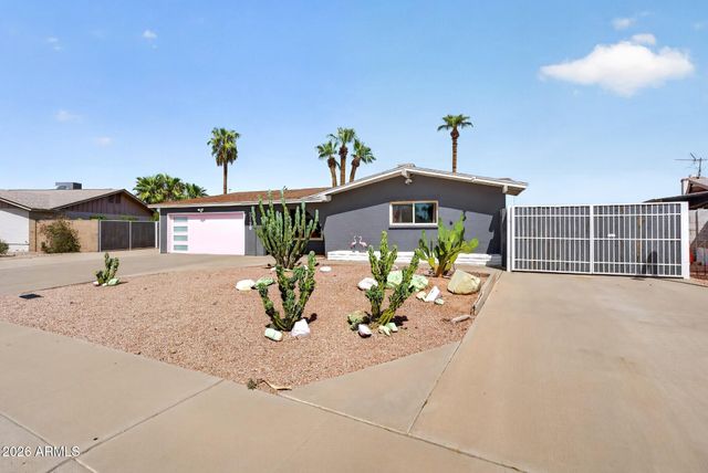 2190 E GREENWAY Drive, Tempe, AZ 85282
