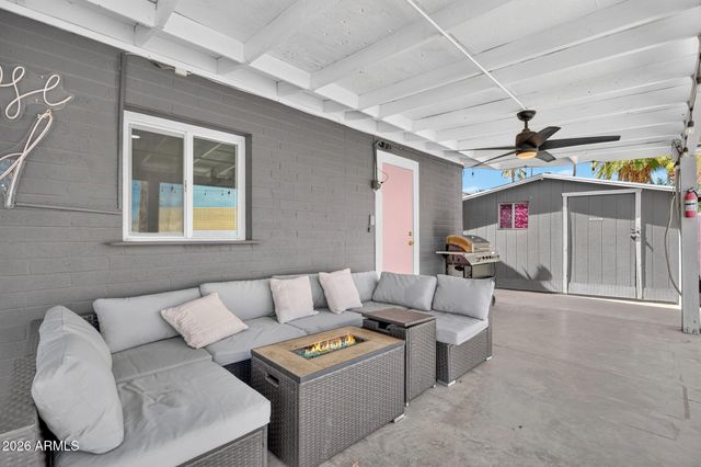 2190 E GREENWAY Drive, Tempe, AZ 85282