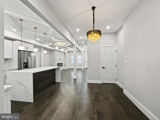834 N WOODINGTON, Baltimore, MD 21229