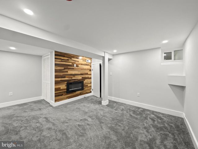 834 N WOODINGTON, Baltimore, MD 21229