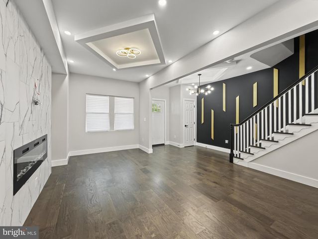 834 N WOODINGTON, Baltimore, MD 21229