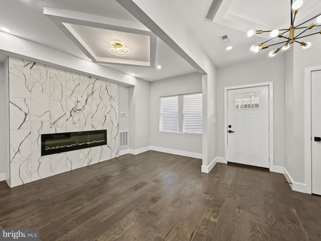 834 N WOODINGTON, Baltimore, MD 21229