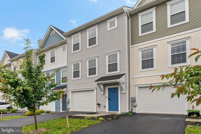 132 FURLONG WAY, Martinsburg, WV 25404