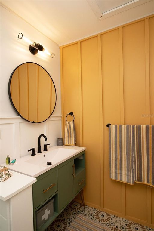 Image 18 of property listing at 6515 30TH STREET N, St Petersburg, FL 33702