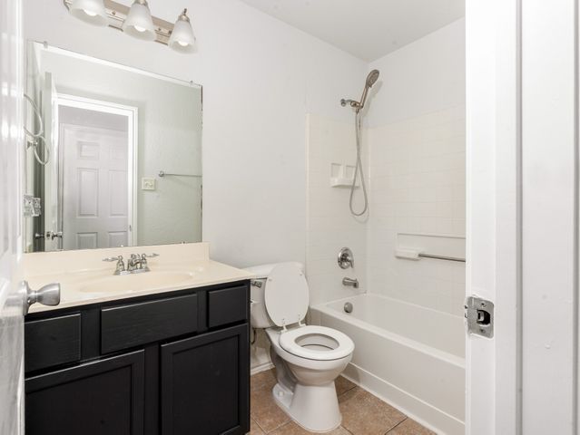 4301 Latigo Circle, Fort Worth, TX 76244