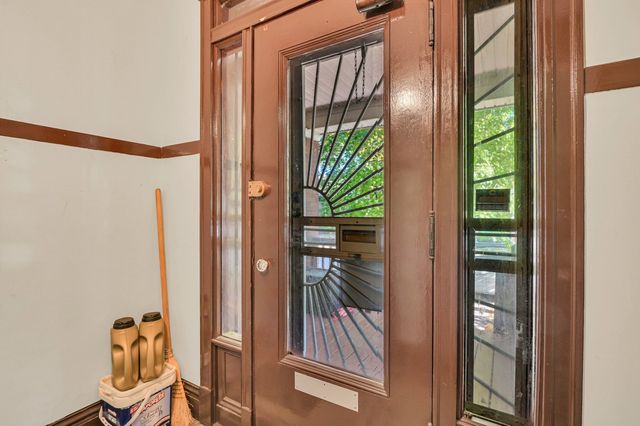 7208 S Eberhart Avenue, Chicago, IL 60619