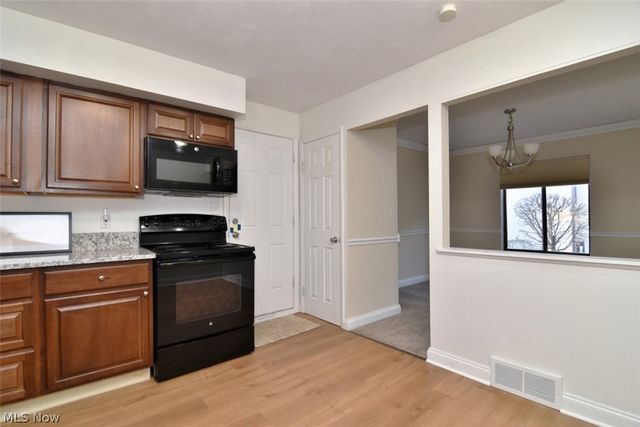 32623 Jefferson Drive, Solon, OH 44139