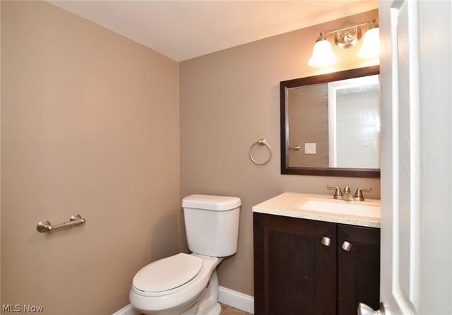 32623 Jefferson Drive, Solon, OH 44139
