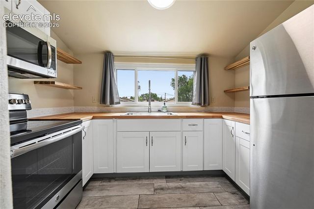 2219 N Nevada Avenue, Colorado Springs, CO 80907