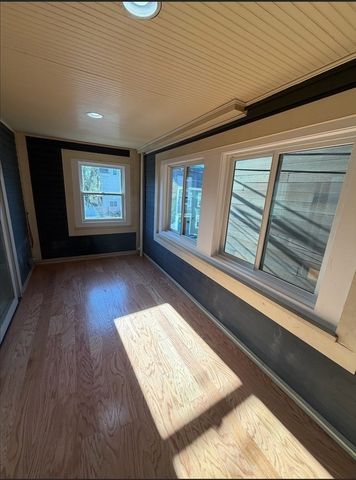 150 W 9th 2, Boston, MA 02127