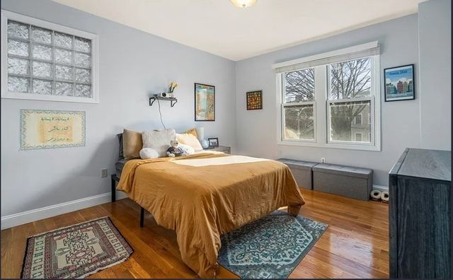 150 W 9th 2, Boston, MA 02127