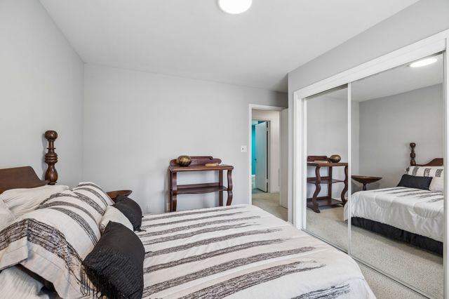 558 Chesterfield Dr, Clarksville, TN 37043