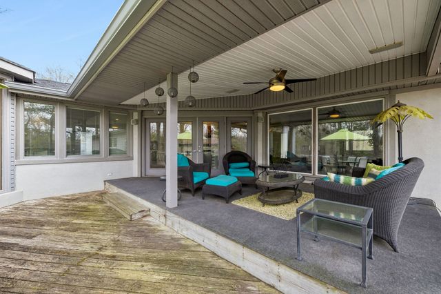 558 Chesterfield Dr, Clarksville, TN 37043