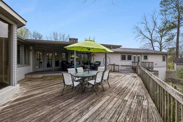 558 Chesterfield Dr, Clarksville, TN 37043