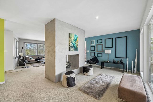 558 Chesterfield Dr, Clarksville, TN 37043