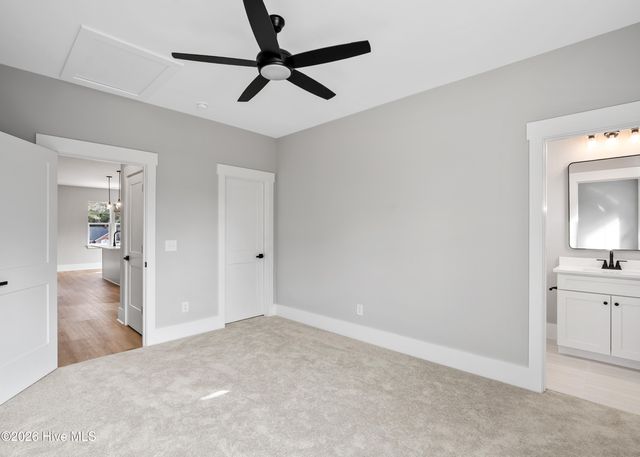 4926 Oleander Drive A, Wilmington, NC 28403