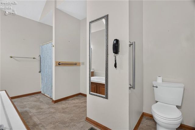 612 Bayberry Road, Lorain, OH 44053