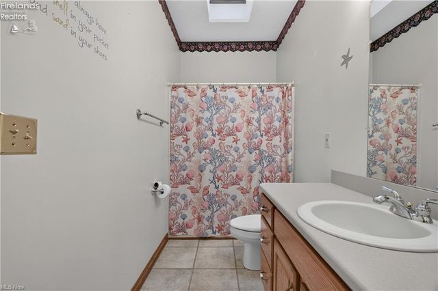 612 Bayberry Road, Lorain, OH 44053