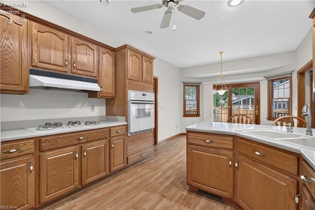 612 Bayberry Road, Lorain, OH 44053