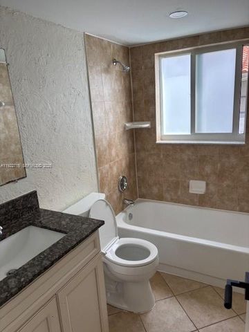 11651 Royal Palm Blvd 207, Coral Springs, FL 33065