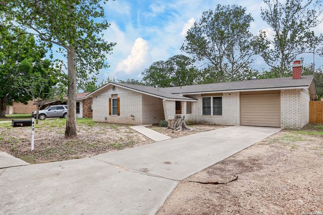 413 GEORGIA ANN DR, Pleasanton, TX 78064