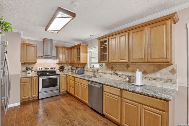 413 GEORGIA ANN DR, Pleasanton, TX 78064