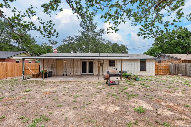 413 GEORGIA ANN DR, Pleasanton, TX 78064