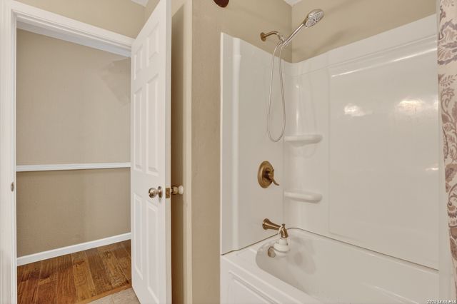 413 GEORGIA ANN DR, Pleasanton, TX 78064