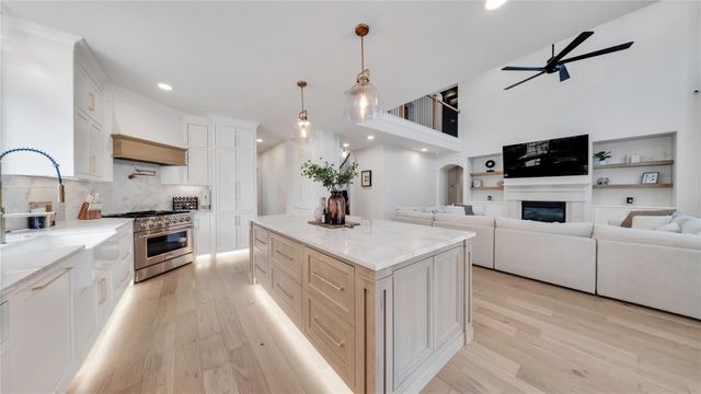 9615 Brawley Creek Lane, Humble, TX 77396