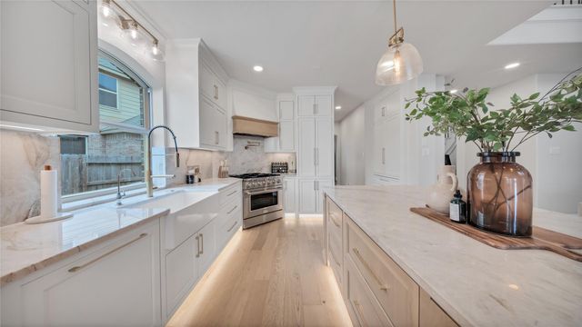9615 Brawley Creek Lane, Humble, TX 77396