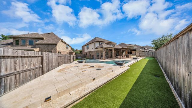 9615 Brawley Creek Lane, Humble, TX 77396