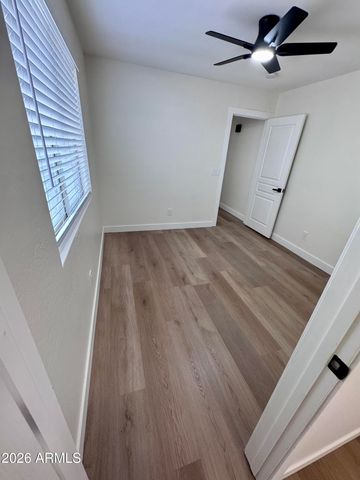 12382 W TURNEY Avenue, Avondale, AZ 85392