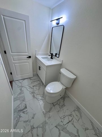 12382 W TURNEY Avenue, Avondale, AZ 85392