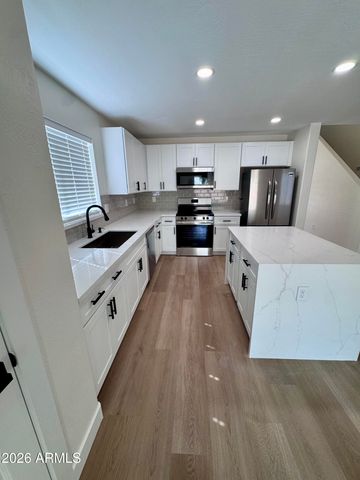 12382 W TURNEY Avenue, Avondale, AZ 85392