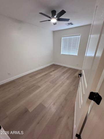 12382 W TURNEY Avenue, Avondale, AZ 85392